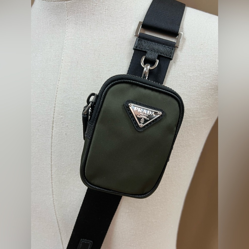 PRADA Re- Nylon and Saffiano leather shoulder bag - Picture 7 of 10